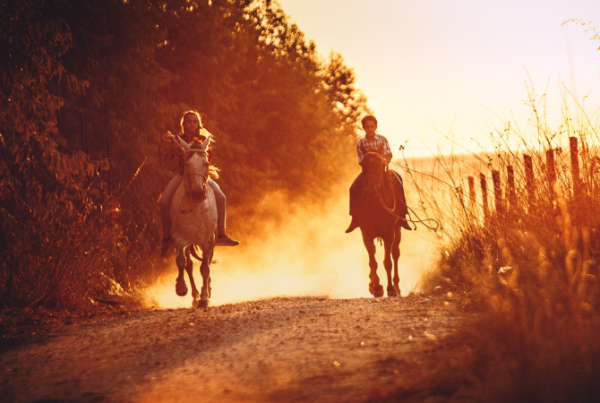 kids horseback riding